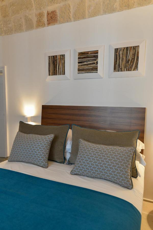 B-Welcome Rooms Of Charme E Relax Polignano a Mare Extérieur photo